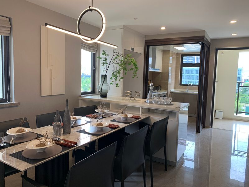 金属釉面砖特点及装修应用介绍