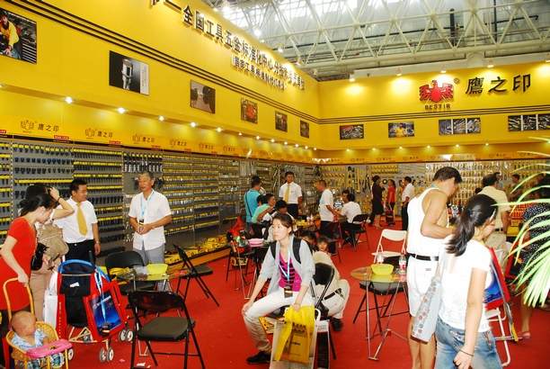 鹰之印展台设计展示，专业展会营销策略解析(图1)