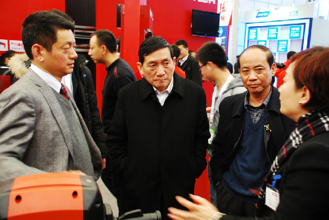 中国商业联合会领导视察第二十一届中国国际五金博览会(图6)