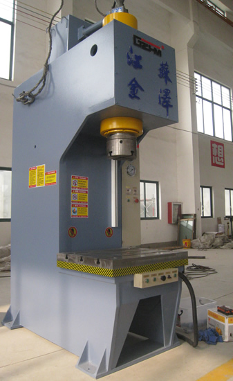 Y30-100T单柱液压机(图1)