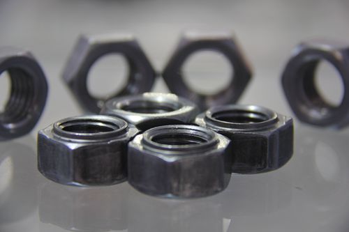 中国国际五金博览会规模创新高 智能机器人引热议(图2)