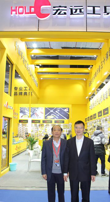 中国五金协会理事长朱仁和视察展会并与企业家交流(图8)